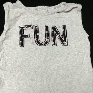 Baby Gap Top "FUN"  2T
